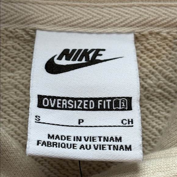 Today only $21 Nike  Hoodie size small oversized fits, medium with  large nwt - Picture 6 of 15